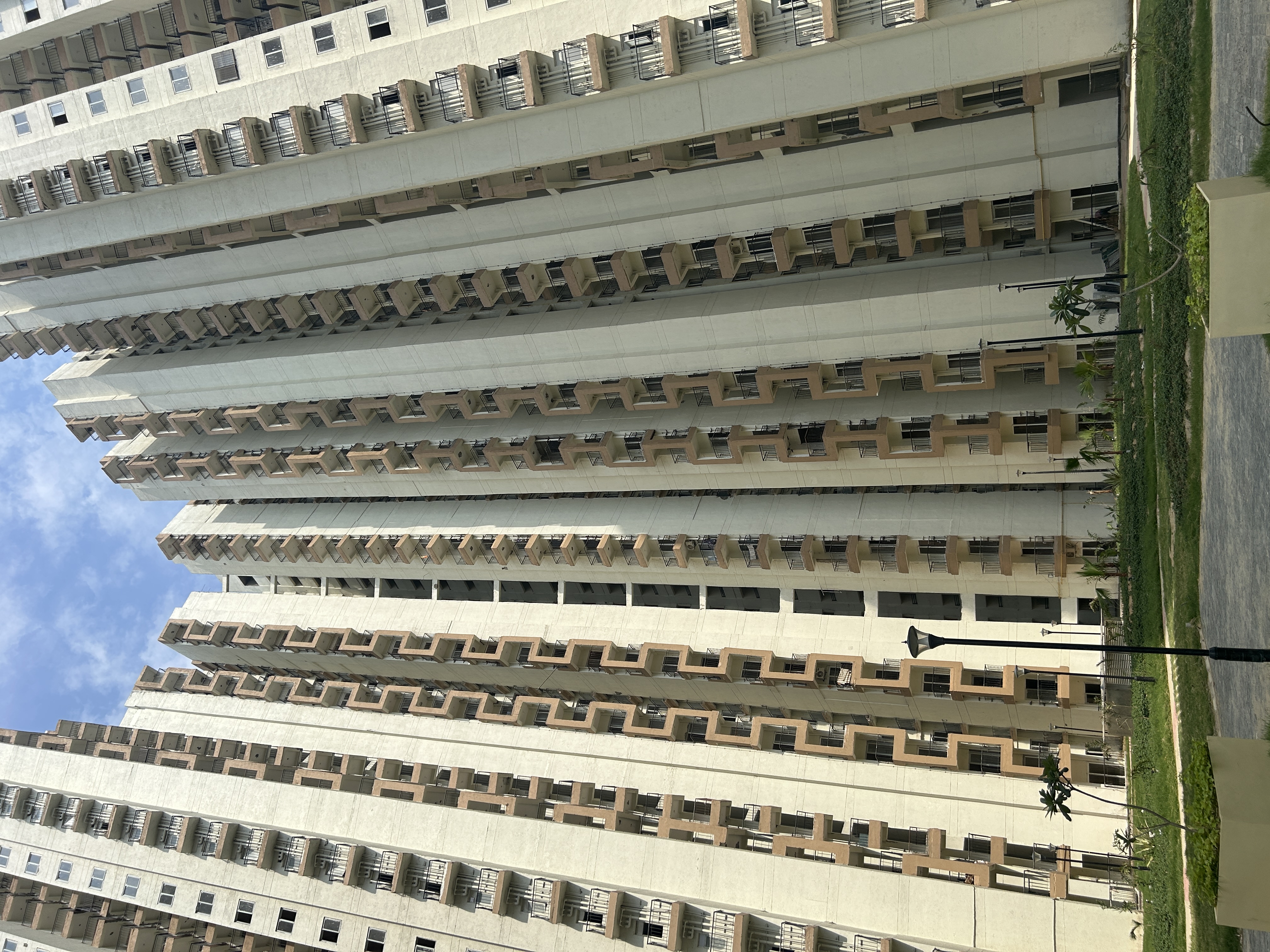 Saviour Vridhi+ – Luxury 3 & 4 BHK Apartments Greater Noida West